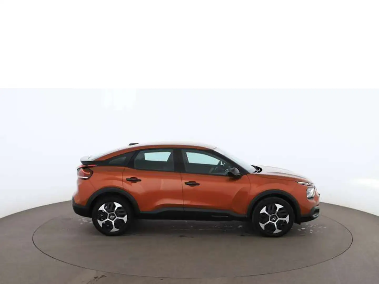 Citroen C4 1.2 PureTech 130 Feel Aut LED SITZHZG ASSIST Oranžová - 2