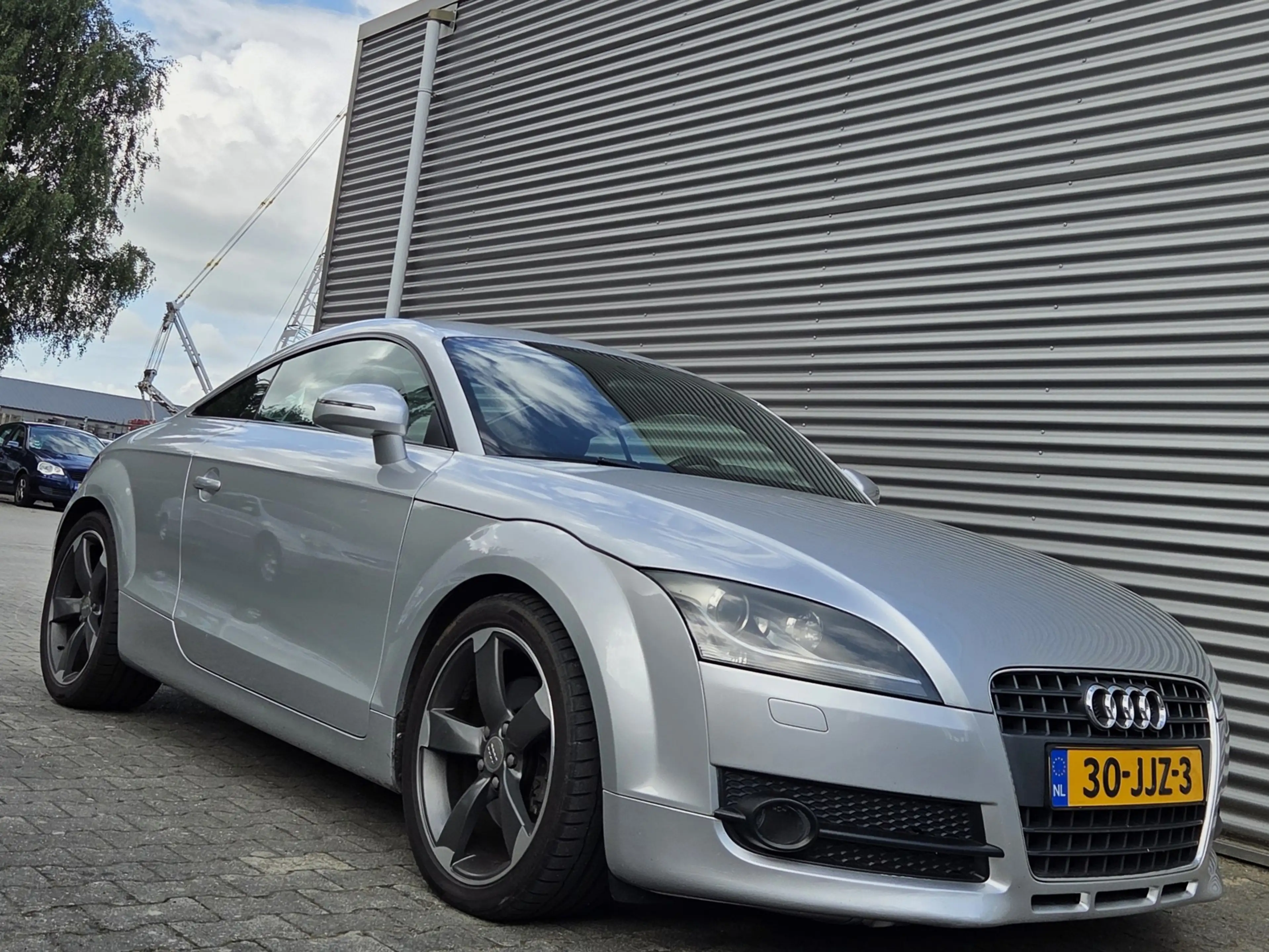Audi TT 2.0 TFSI 200Pk AUT Silbersee/ Lichtsilber Metallic — photo 4