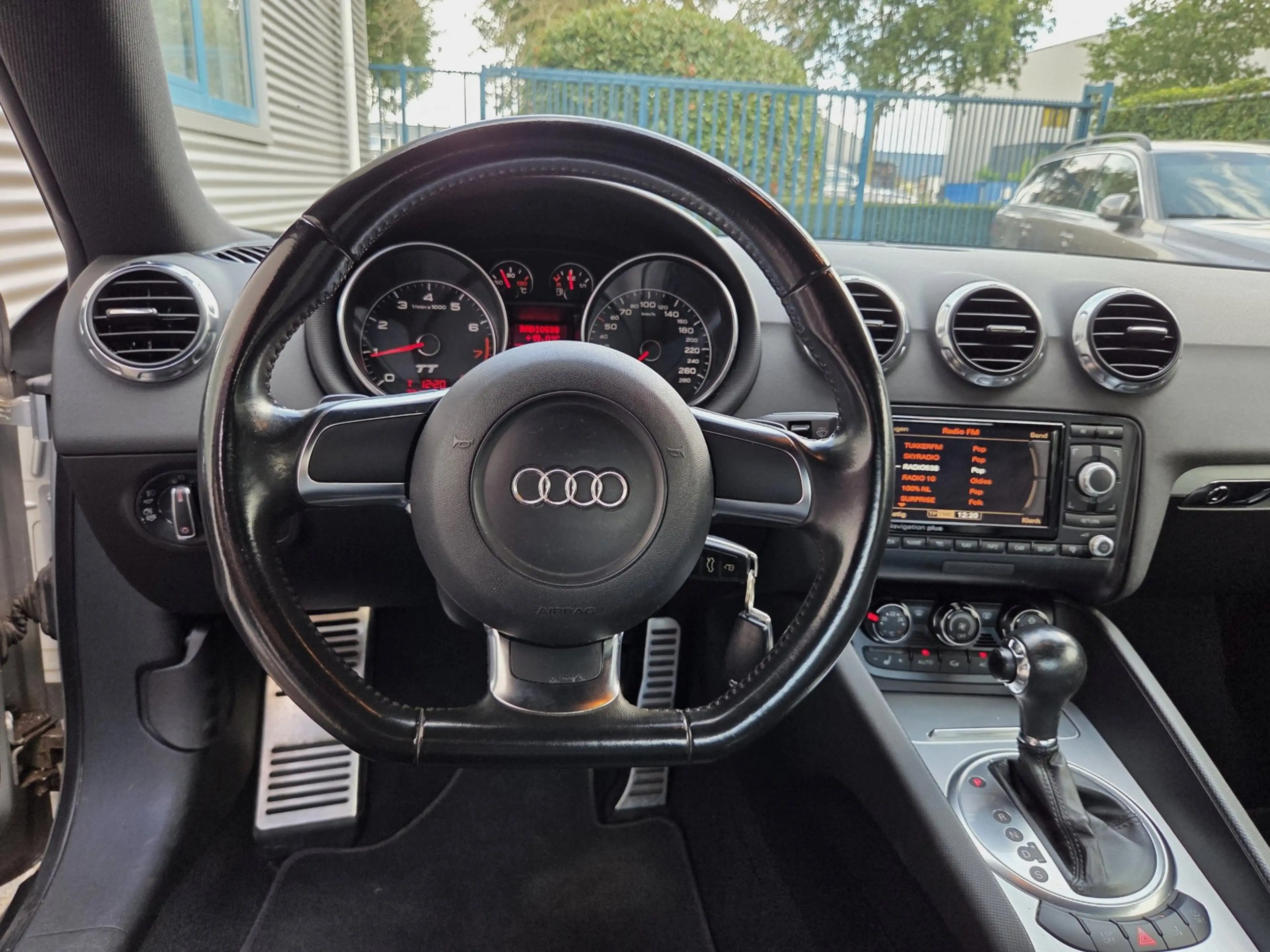 Audi TT 2.0 TFSI 200Pk AUT Silbersee/ Lichtsilber Metallic — photo 7