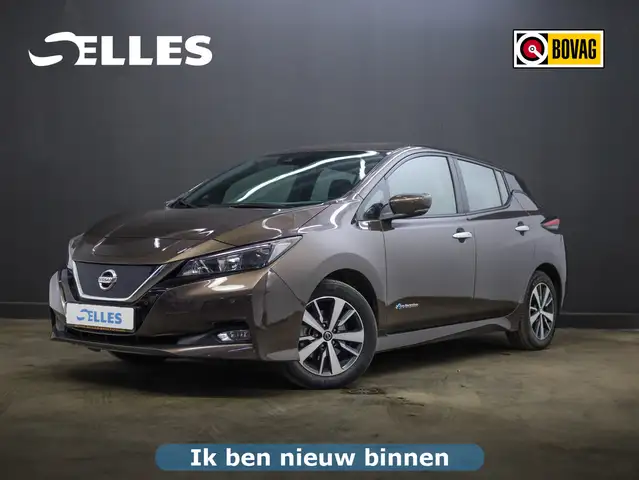 Nissan Leaf | Acenta 40 kWh | Adaptive cruise control | Camera