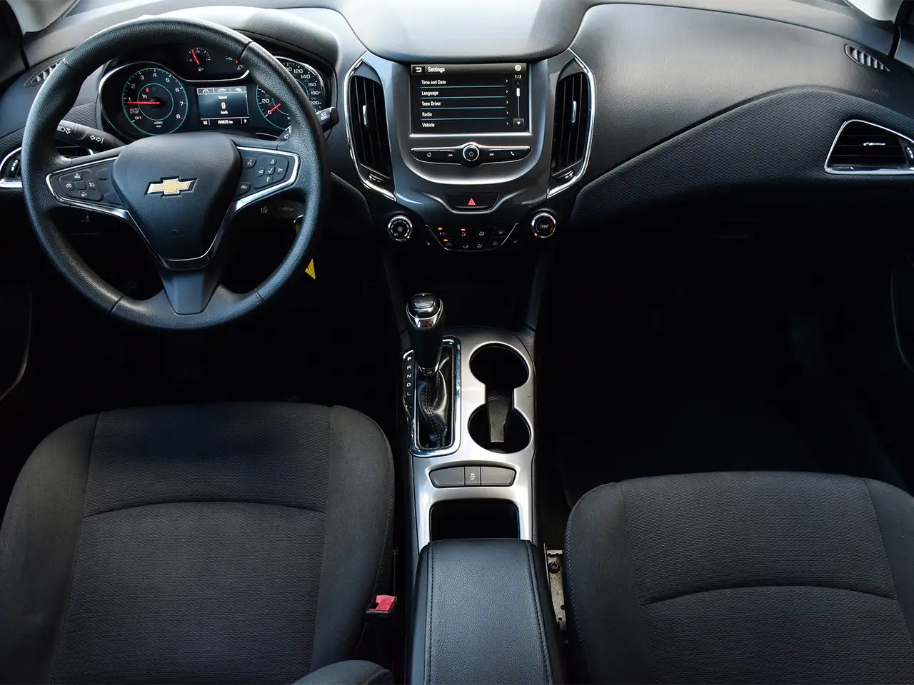 Chevrolet Cruze photo Chevrolet Cruze