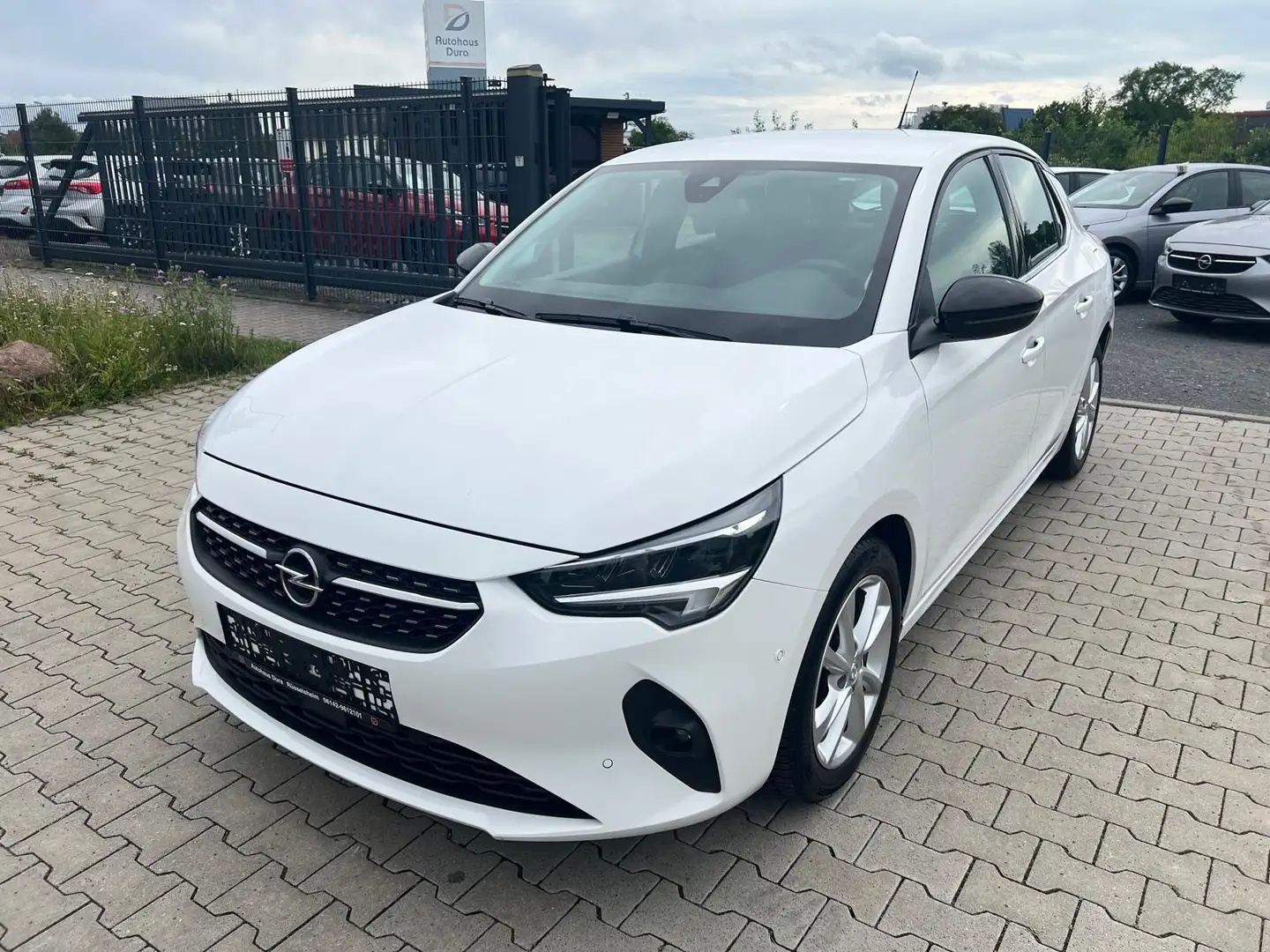 Opel Corsa 1.2 Turbo Elegance Aut. Navi+Led+Kamera Blanc - 2
