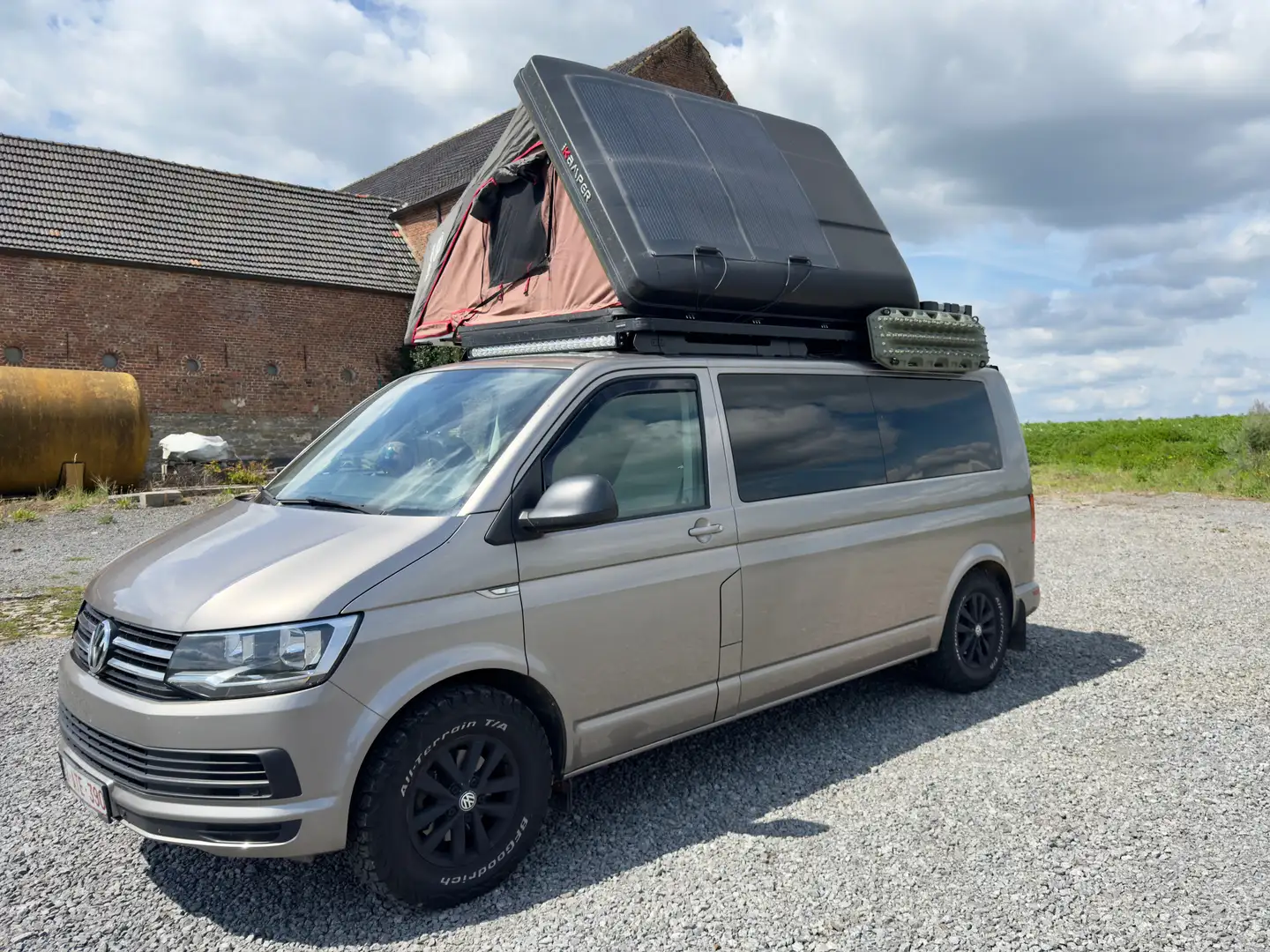 Volkswagen T6 California - 1