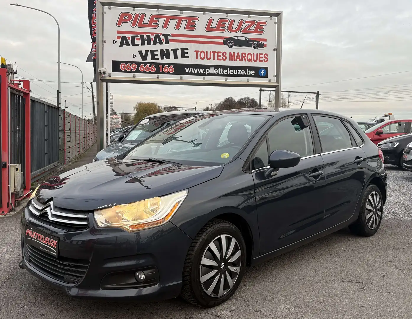 Citroen C4 C4 1.6 HDi Business/REGULARISATEUR/CLIM/BLUETHOOTH Bleu - 1