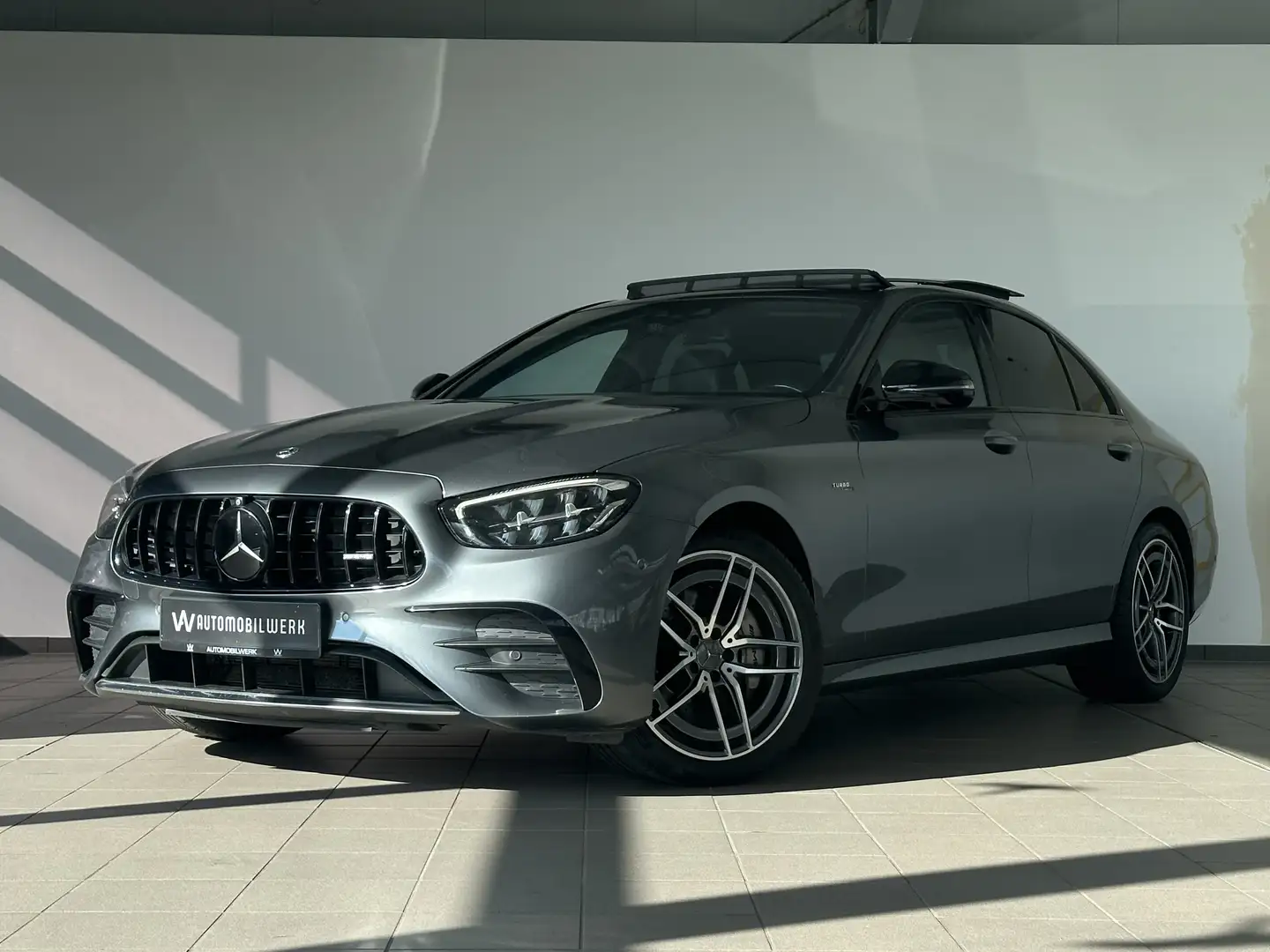 Mercedes-Benz E 53 AMG 4Matic+ |PANO |MEM |LED |360 |PERFORM Grau - 1