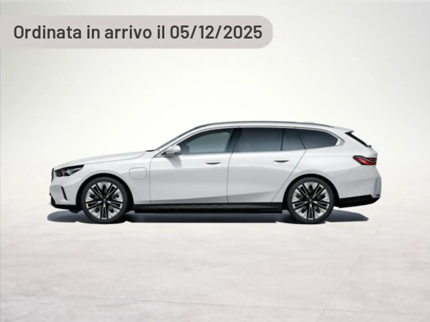 BMW 550 550e xDrive Touring Argintiu - 1