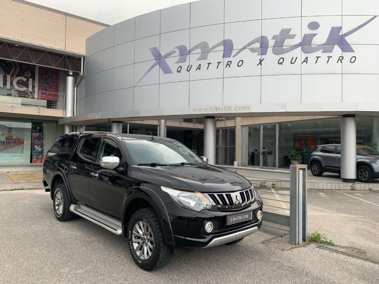 Mitsubishi L200 2.4 DI-D/181CV Double Cab Intense Autom. HARD TOP
