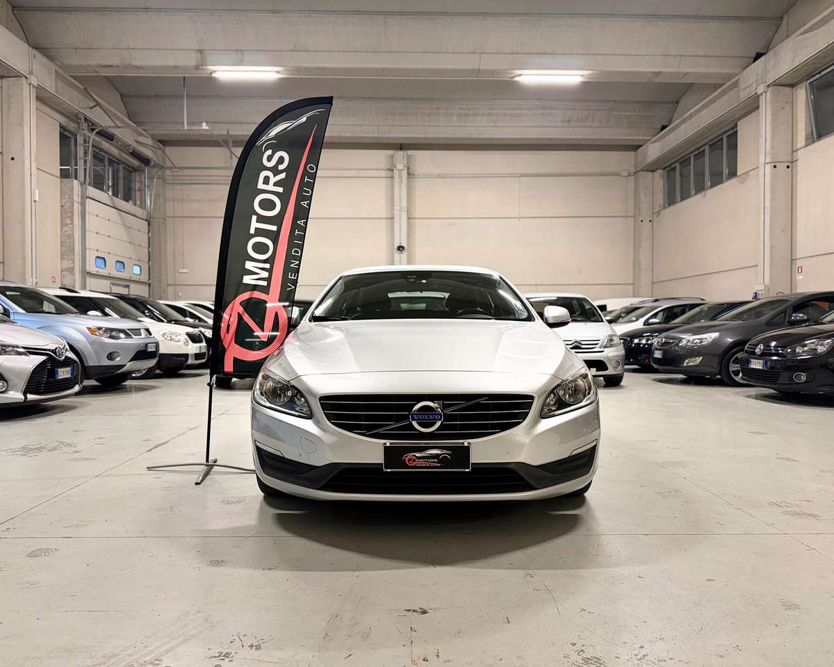 Volvo V60 V60  2.0 d3 Kinetic geartronic AUTOMATICA