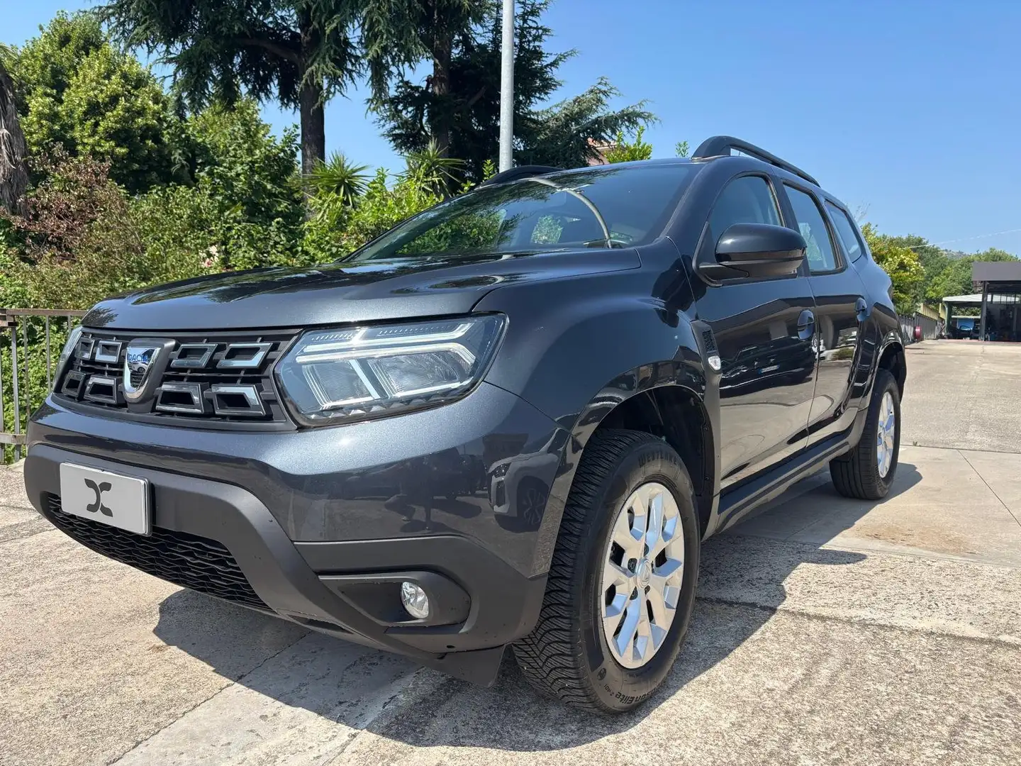 Dacia Duster 1.0 tce Comfort "GPL" 4x2 100cv Grigio - 2