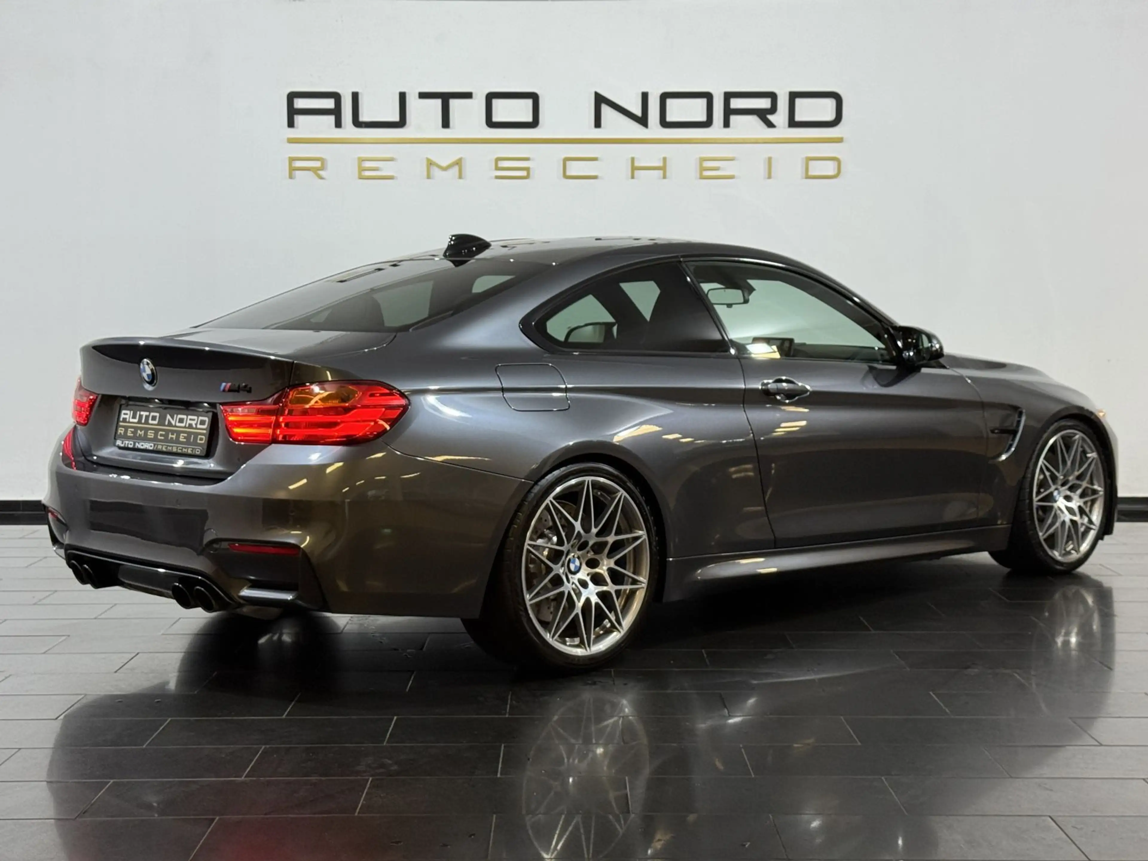 BMW M4 Competition*Carbon*Kamera*H-UP*H&K*Driver´s* — photo 8