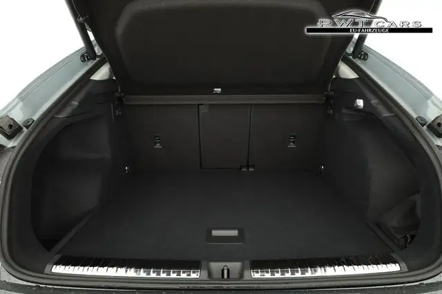 Audi Q3 Sportback TFSI quattro 150 kW quattro, AHK, Nav... Ansicht 12