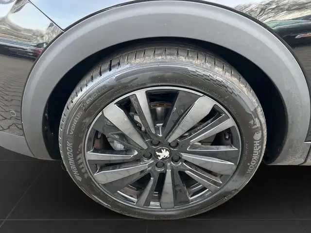 Peugeot 5008 view 6