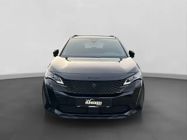 Peugeot 5008 view 5