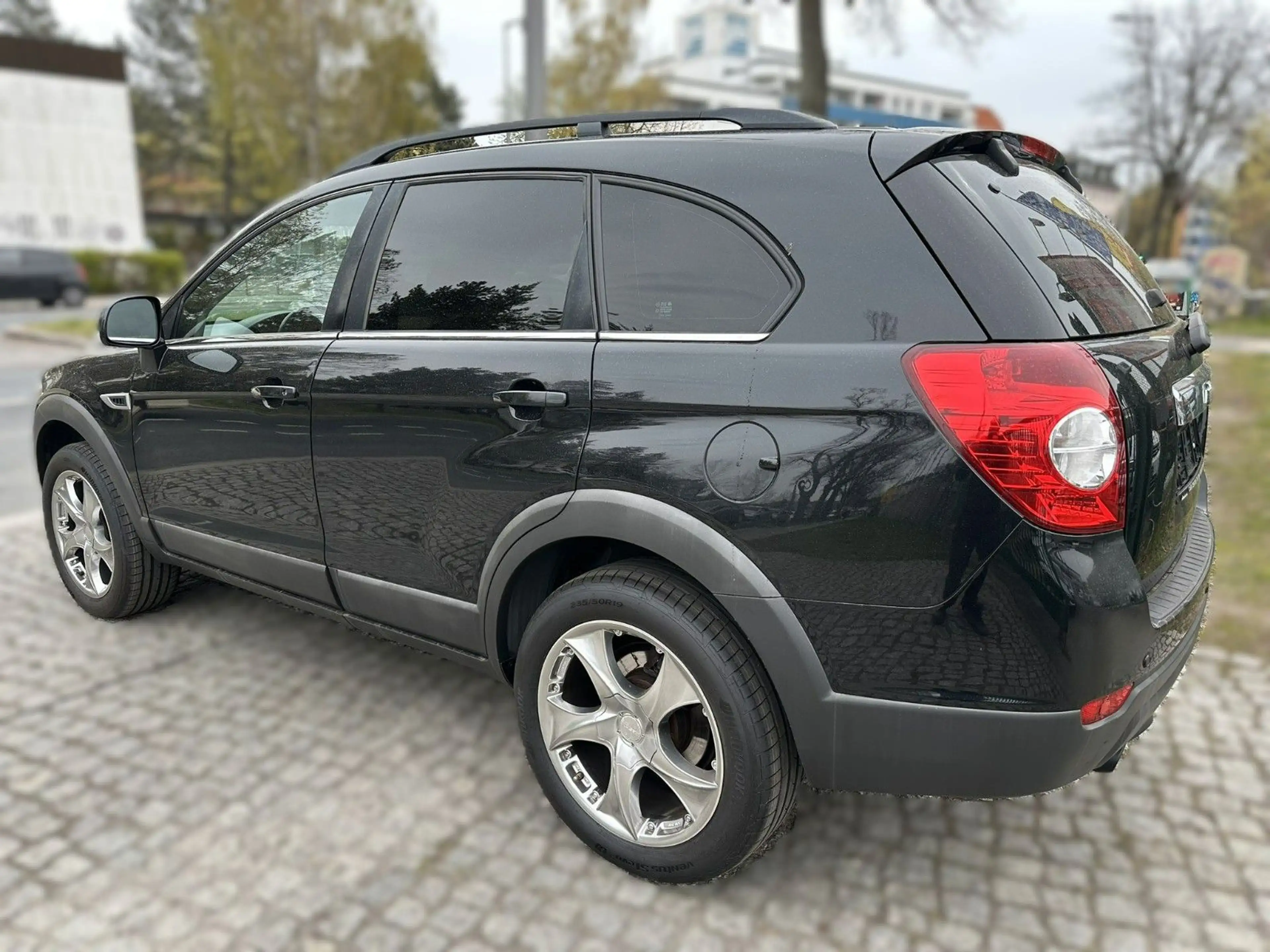 Chevrolet Captiva 2.4 LT 7-Sitzer — photo 6