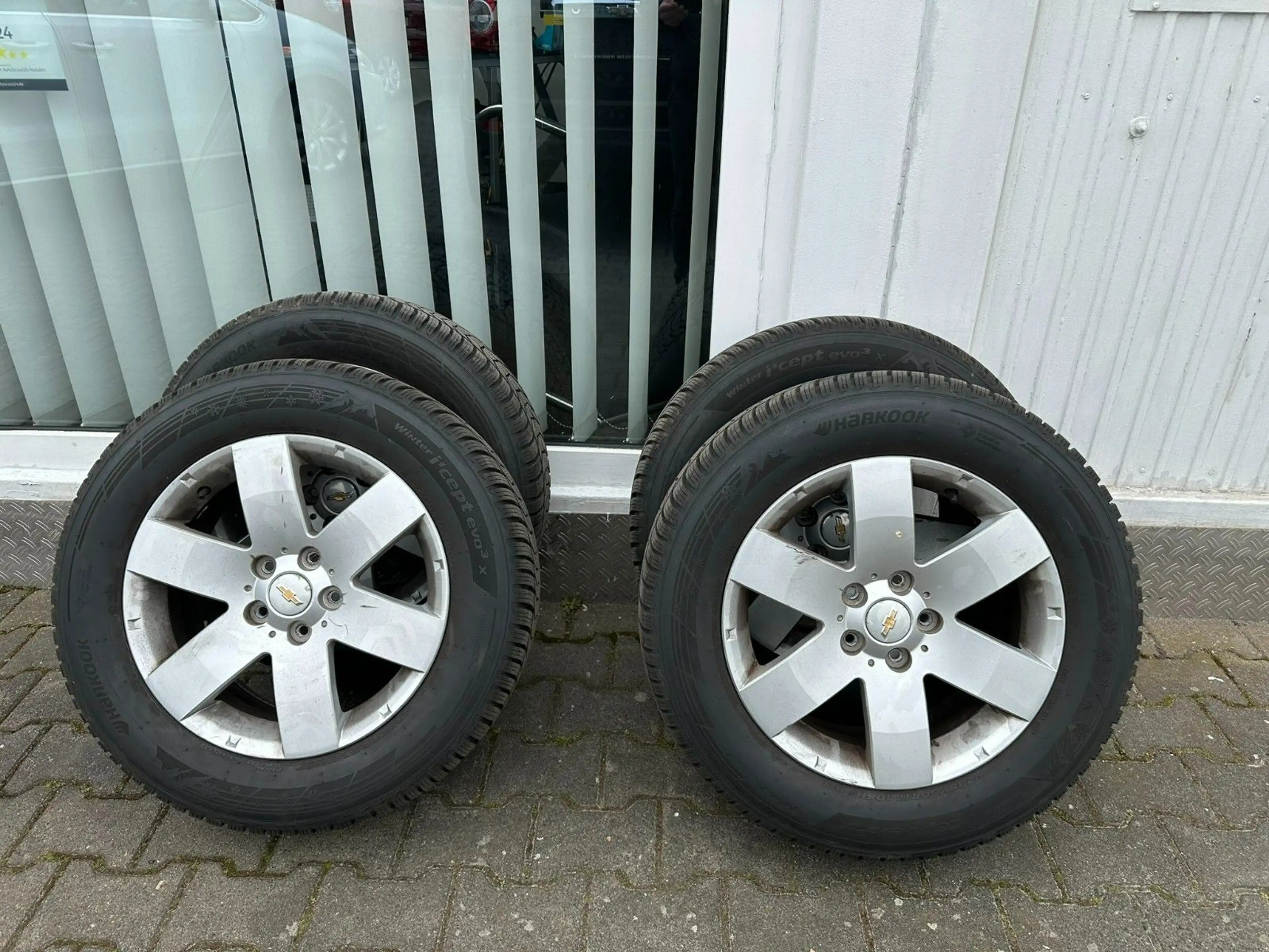 Chevrolet Captiva 2.4 LT 7-Sitzer — photo 8
