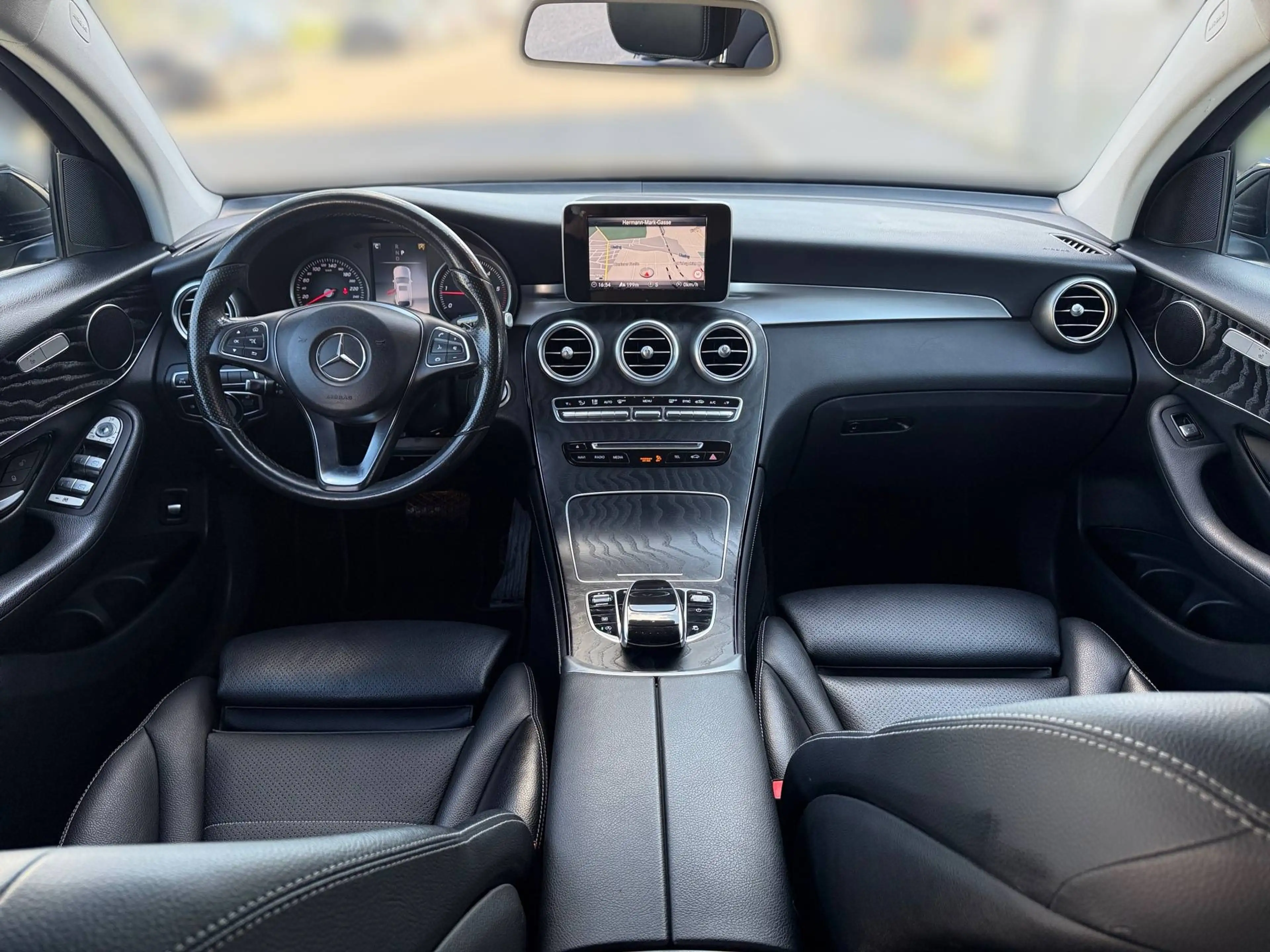 Mercedes-Benz GLC 220 GLC 220 d 4Matic Aut. | AHK | LED | — photo 11