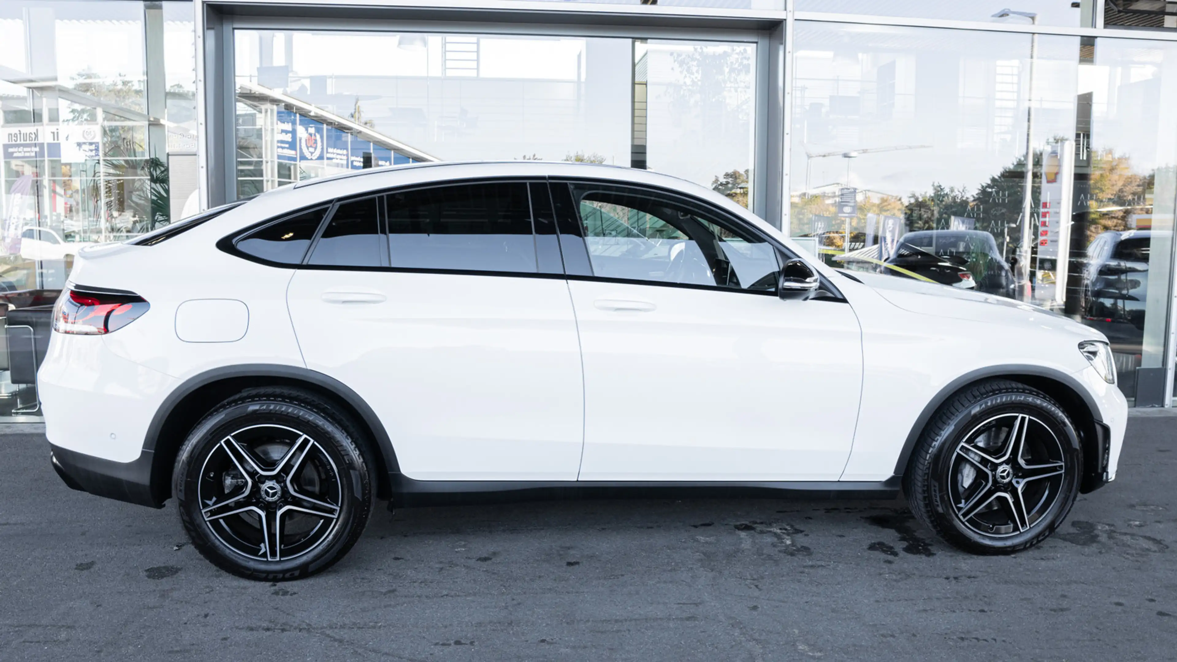 Mercedes-Benz GLC 220 d 4 MATIC AMG *ACC*360°*HUD*SCHIEBEDACH* — photo 3