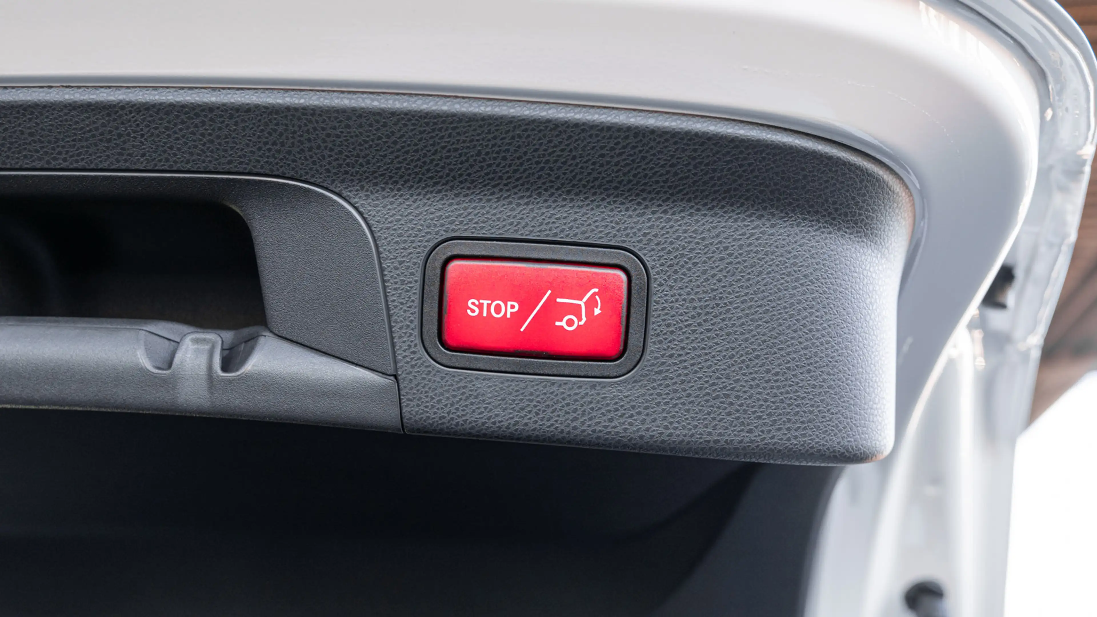 Mercedes-Benz GLC 220 d 4 MATIC AMG *ACC*360°*HUD*SCHIEBEDACH* — photo 7