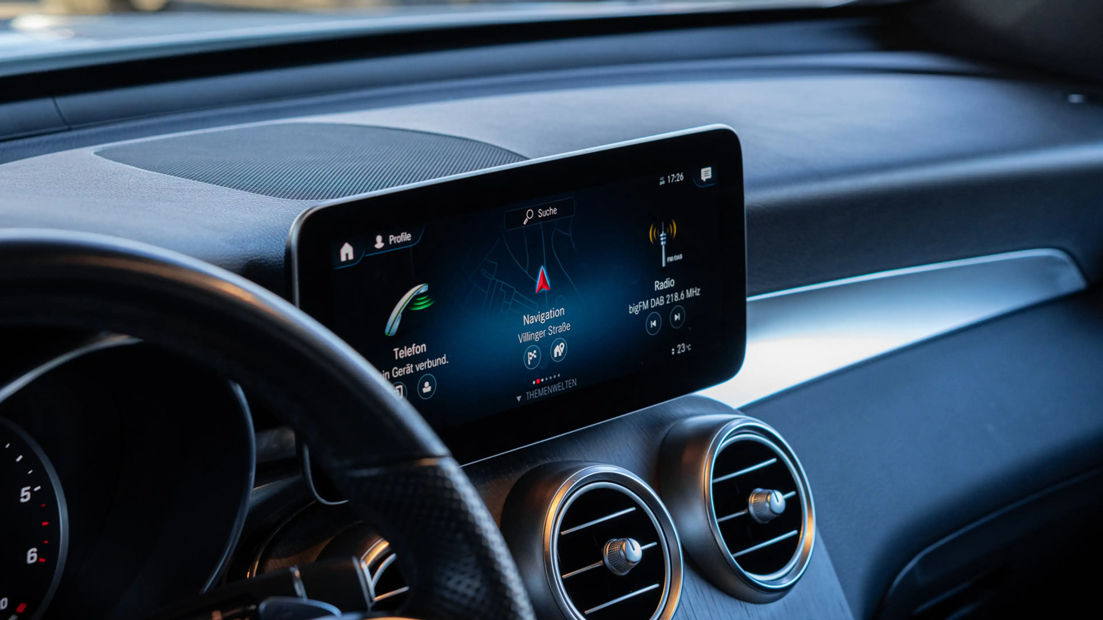 Mercedes-Benz GLC 220 d 4 MATIC AMG *ACC*360°*HUD*SCHIEBEDACH* — photo 12