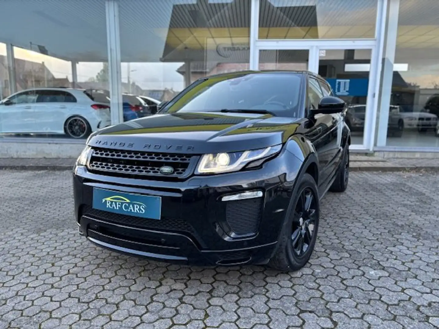 Land Rover Range Rover Evoque 2.0 TD4 4WD HSE Dynamic // PANORAMA // 46.859KM! / Zwart - 1