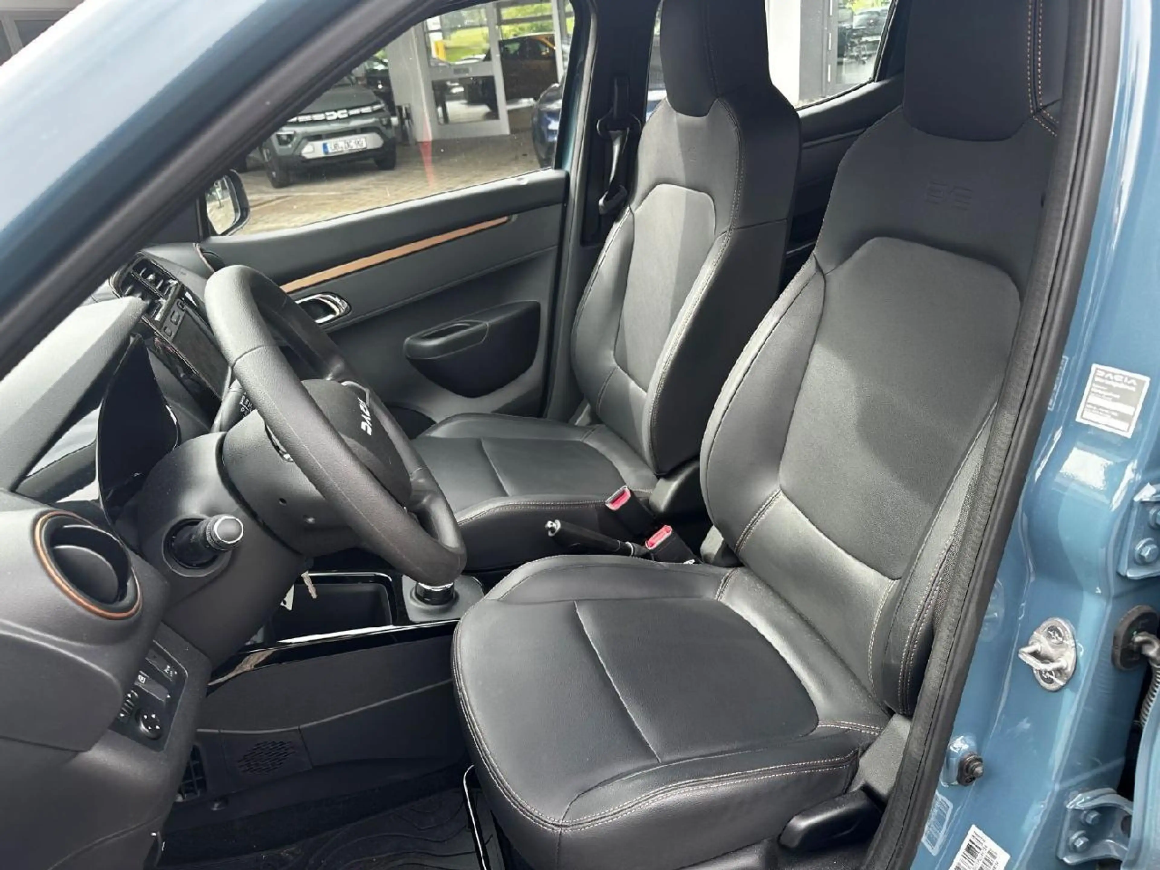 Dacia Spring Extreme — photo 5