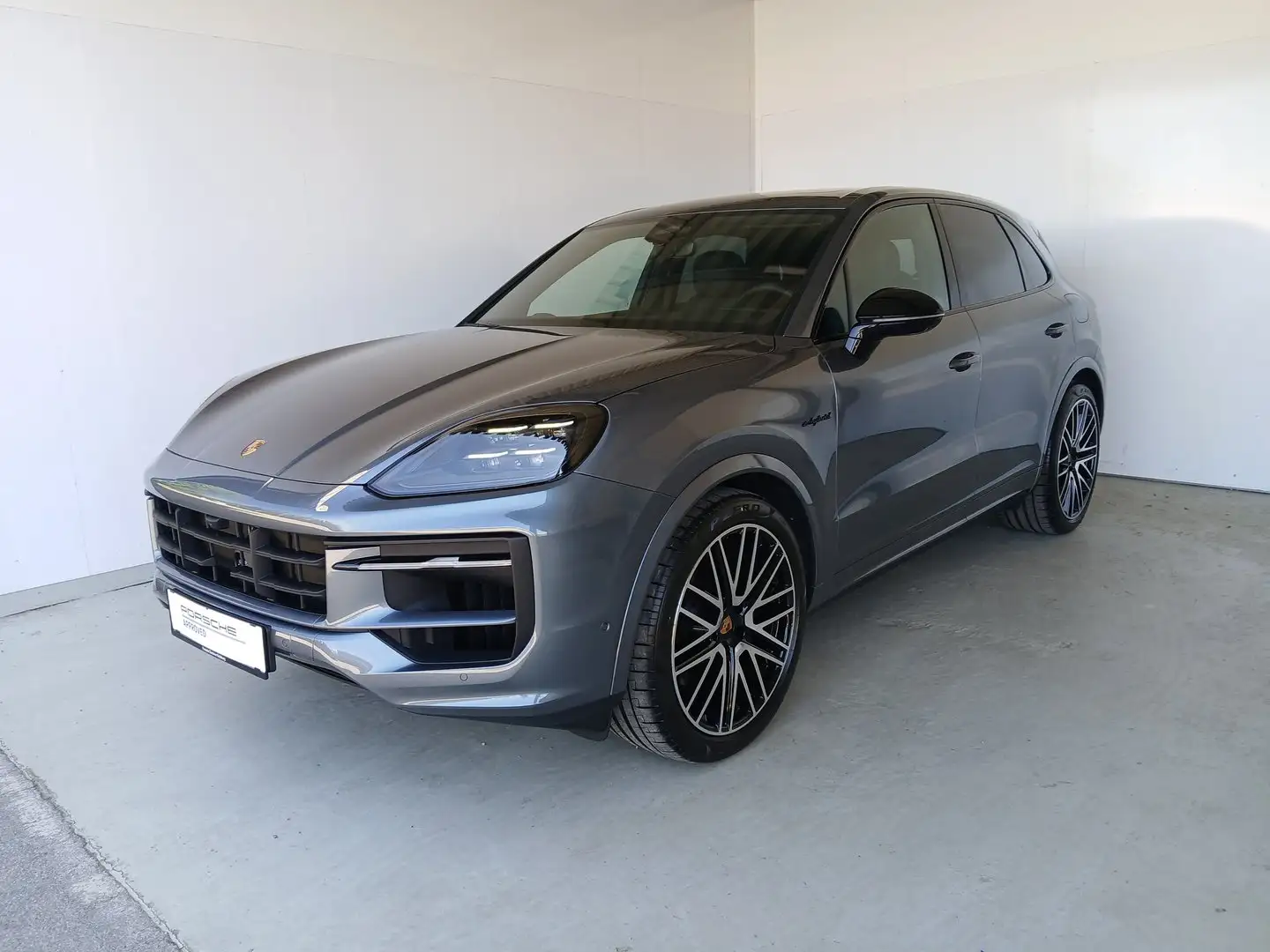 Porsche Cayenne E-Hybrid Black Edition Grün - 1