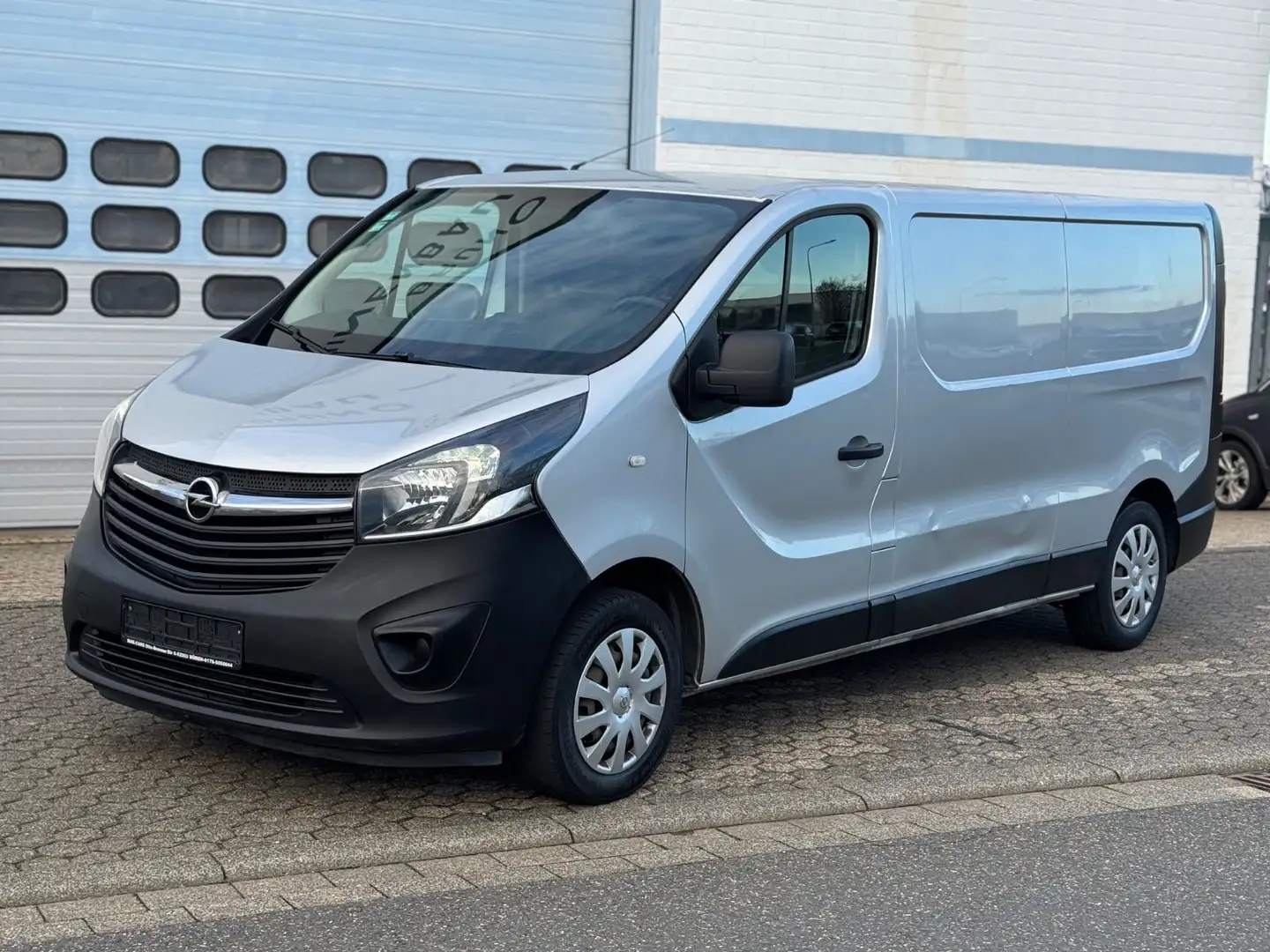 Opel Vivaro Kasten/L2H1/2.9/Navi/ZV/Klimaanlage/Euro6 Zilver - 1