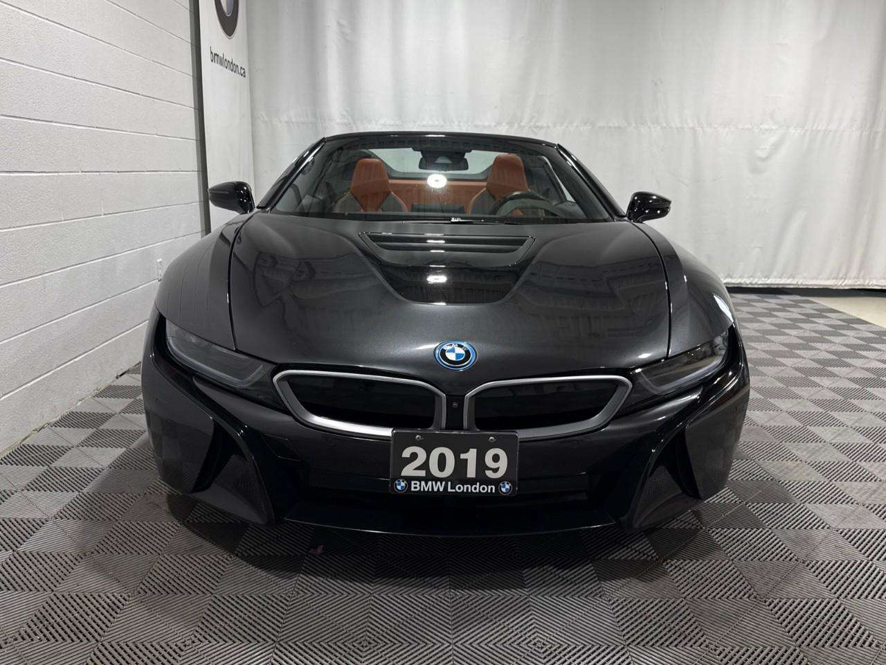 2019 BMW i8 VdpUrlEn — photo 1