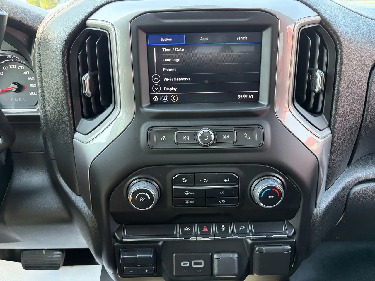 Chevrolet Silverado 2500 photo Chevrolet Silverado 2500