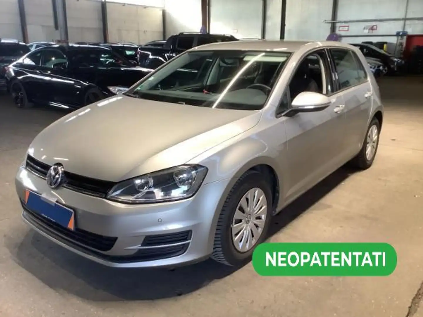 Volkswagen Golf Golf 5p 1.2 tsi Trendline 105cv Grau - 1
