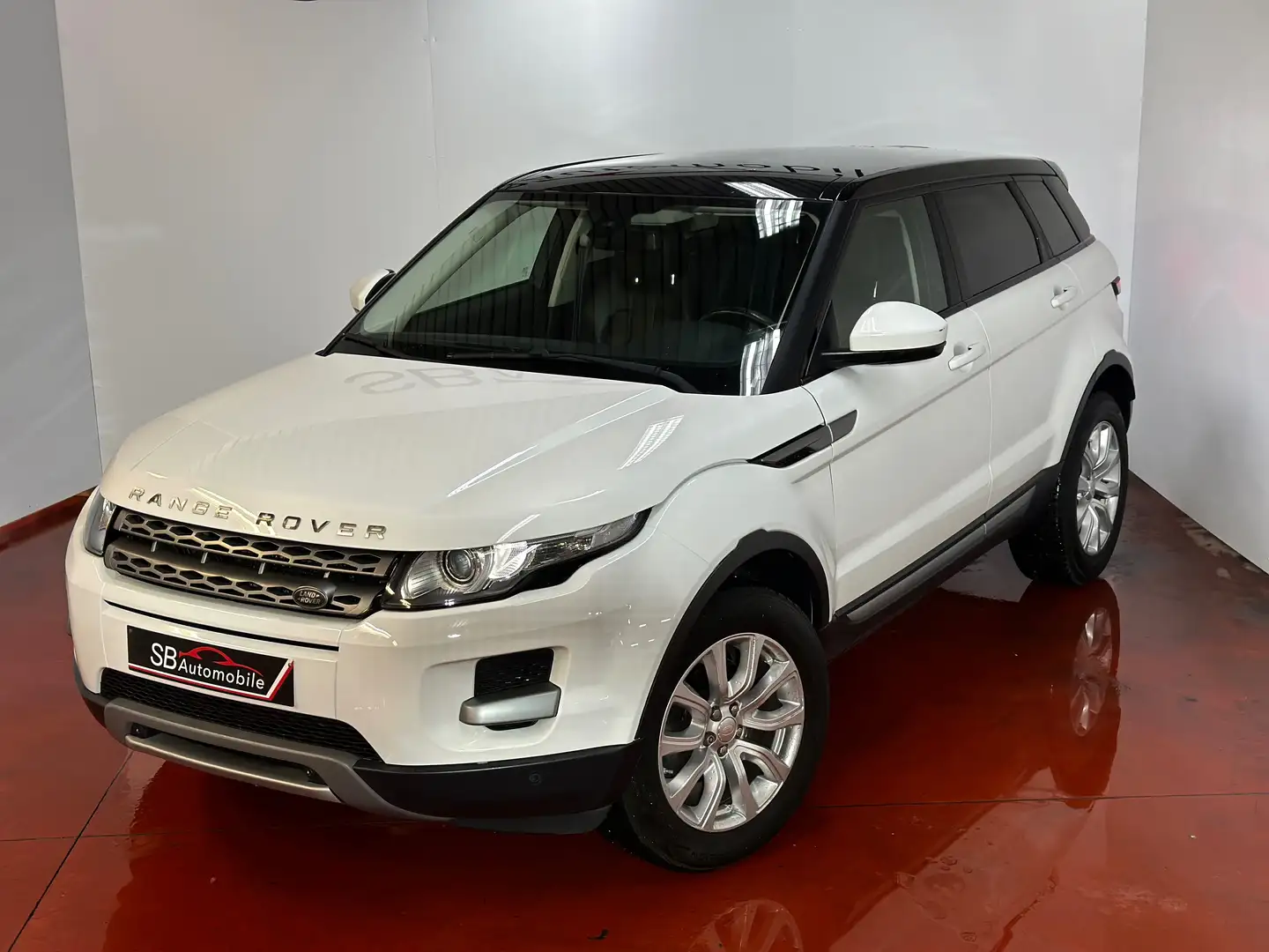 Land Rover Range Rover Evoque 2.2 eD4 2WD Prestige//TOIT-PANO//GPS//GARANTIE// Wit - 2