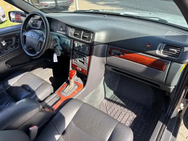 Volvo V70 view 10