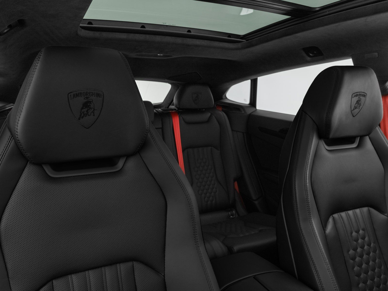 Lamborghini Urus SE — photo 12