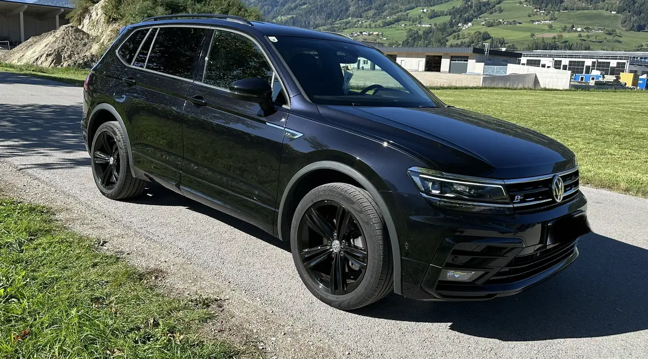 Volkswagen Tiguan Allspace 2,0 TDI SCR 4Motion Highline DSG 7 Sitze — photo 1 of 20