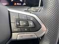 Volkswagen Golf VIII 1.5 eTSI R-Line LED+/App/ACC/360° Schwarz - thumbnail 25