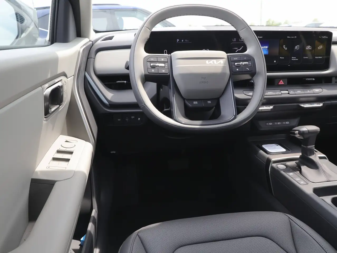 Kia Seltos снимка Kia Seltos