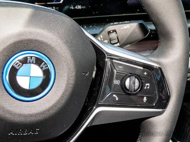 BMW I5 view 14
