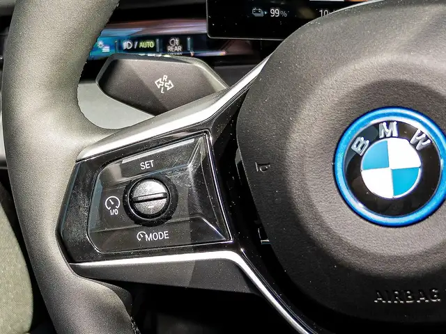 BMW I5 view 13