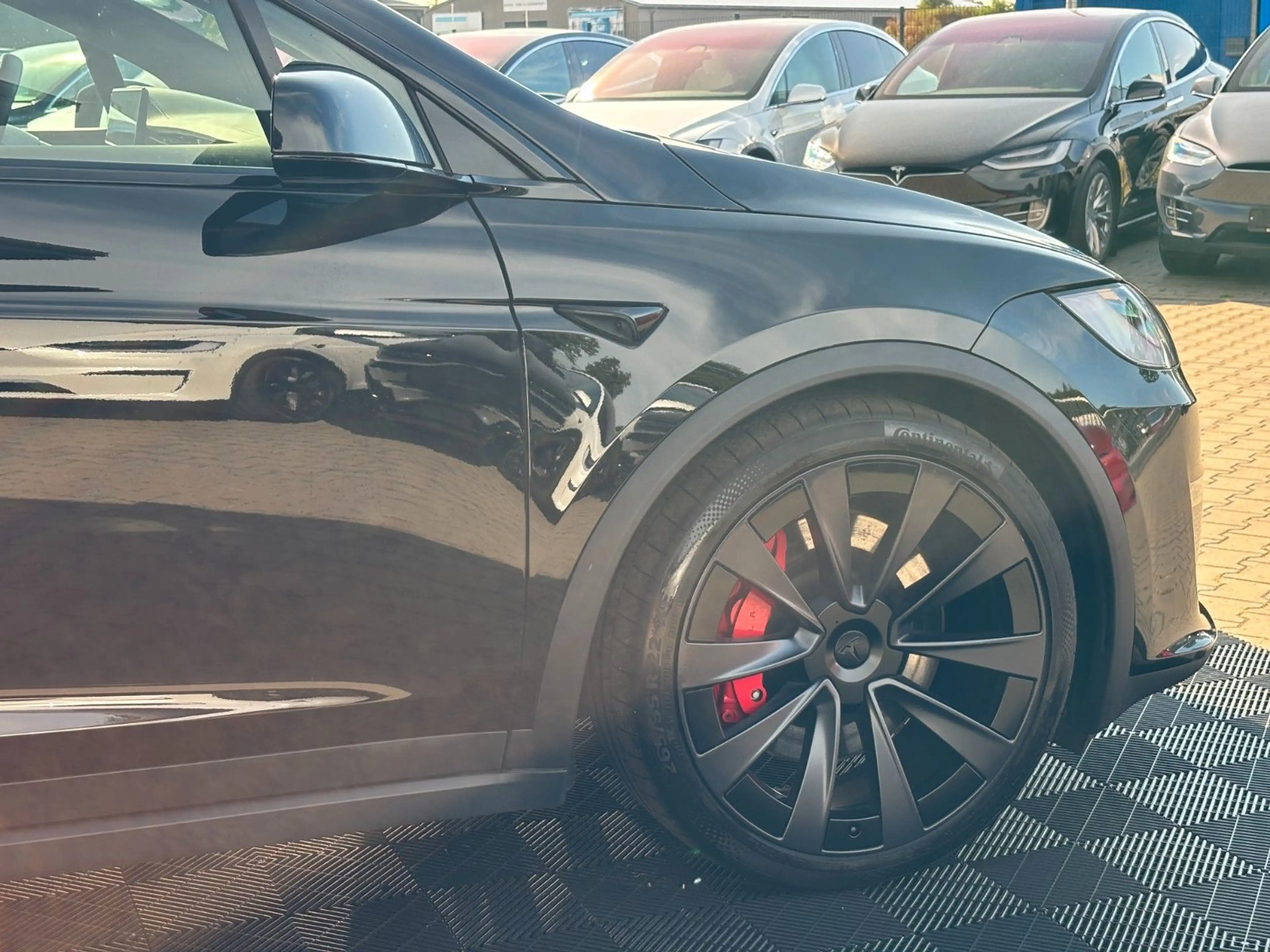 Tesla Model X MODEL X PLAID | HARDWARE 4 | 6 SEATS | 22 INCH | — photo 11