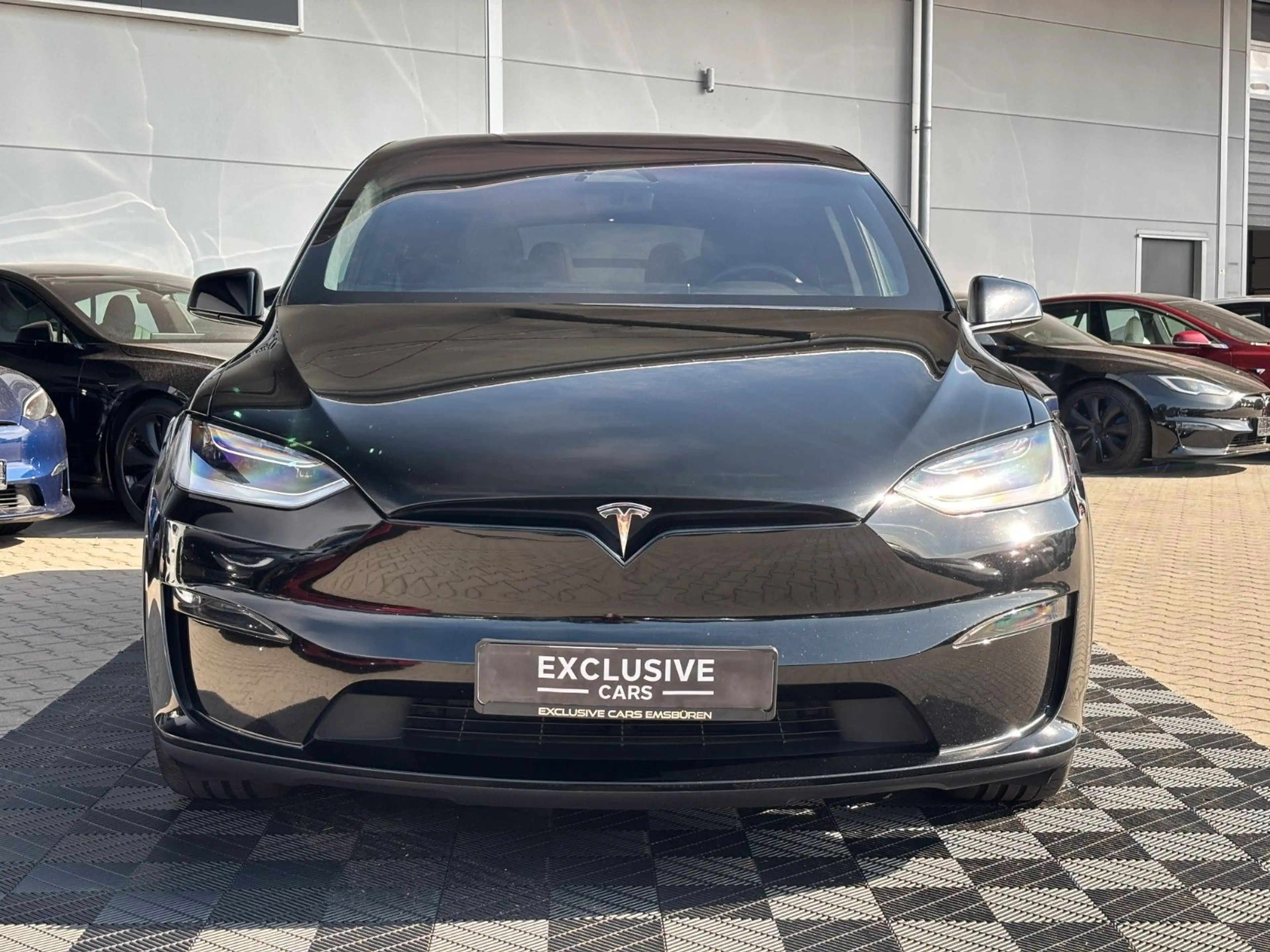 Tesla Model X MODEL X PLAID | HARDWARE 4 | 6 SEATS | 22 INCH | — photo 4
