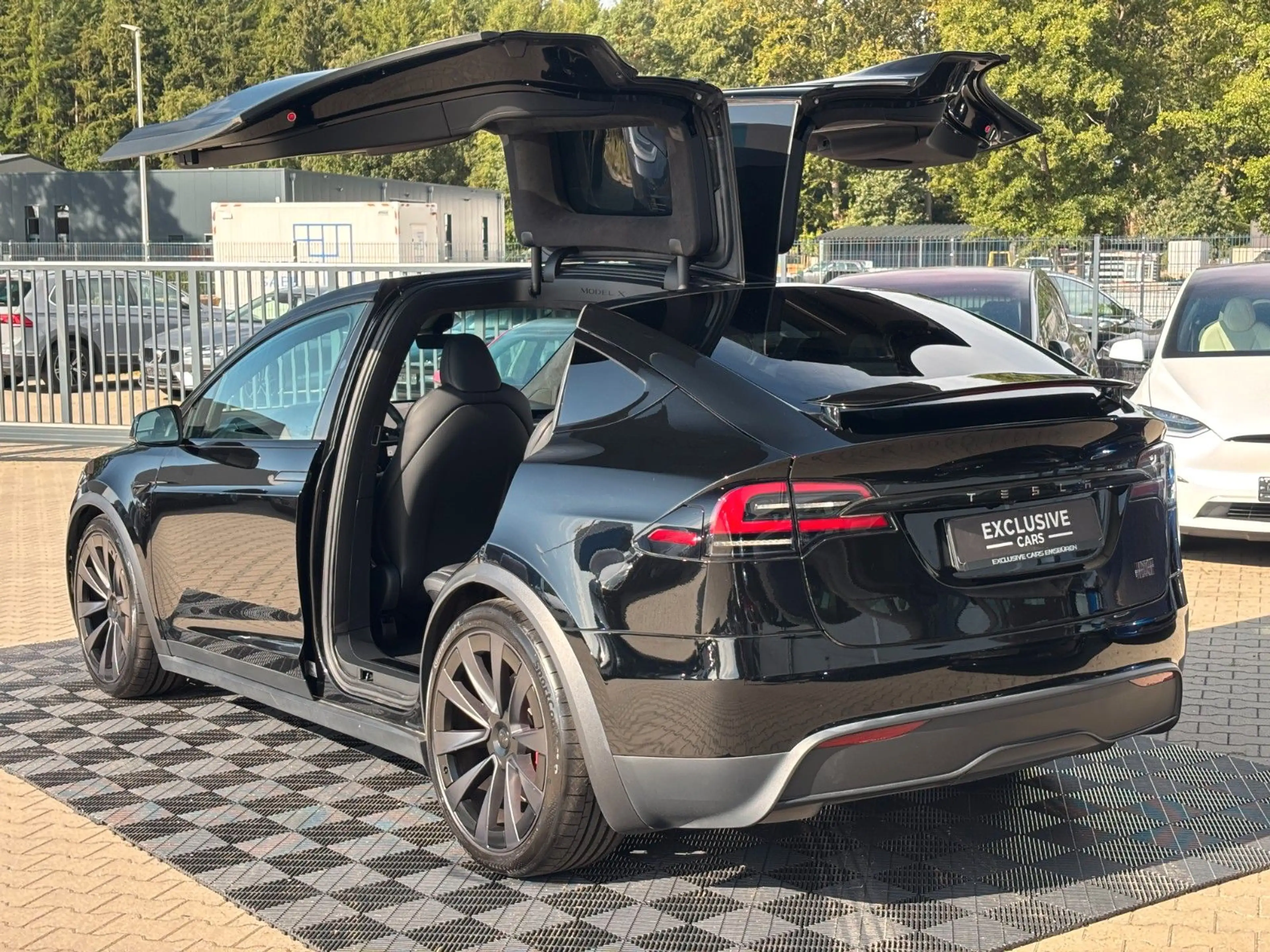 Tesla Model X MODEL X PLAID | HARDWARE 4 | 6 SEATS | 22 INCH | — photo 8