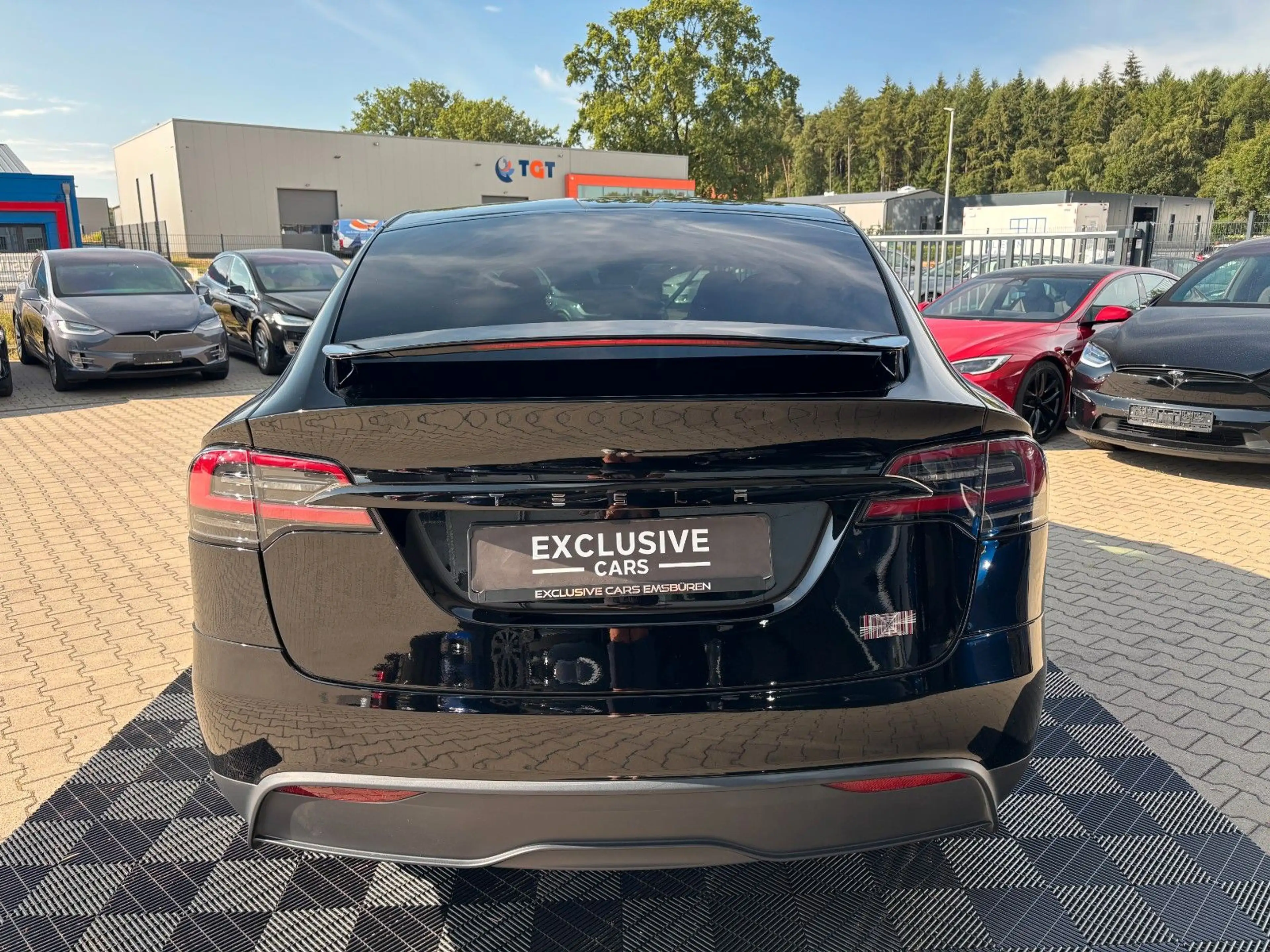 Tesla Model X MODEL X PLAID | HARDWARE 4 | 6 SEATS | 22 INCH | — photo 9