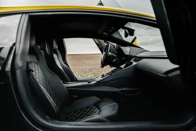 Lamborghini Aventador view 13