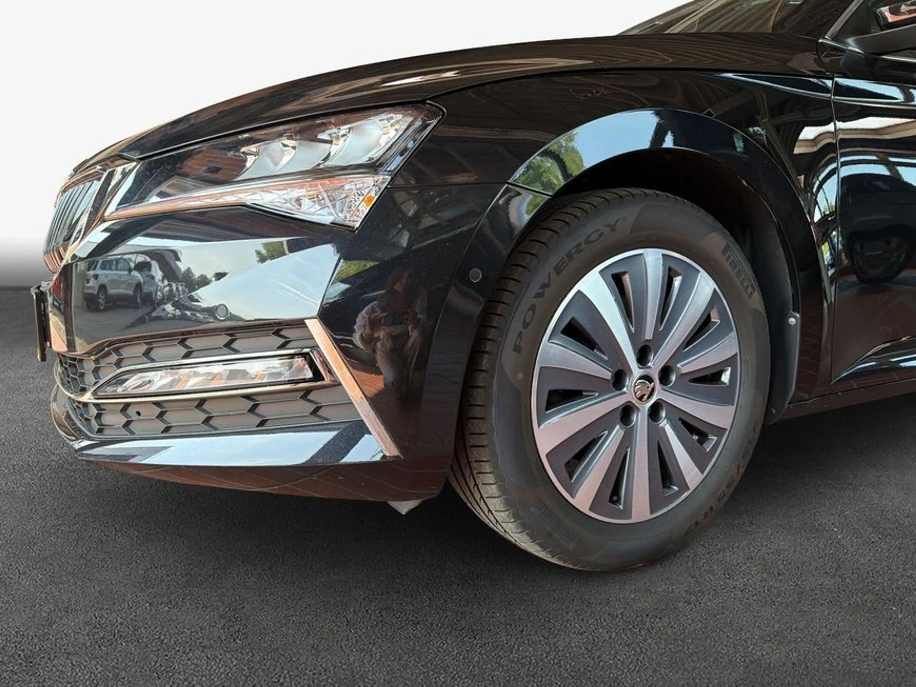 Skoda Superb Combi 1.4 TSI iV DSG Ambition AHK — photo 7