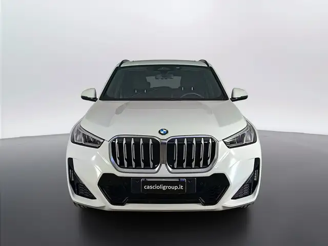 BMW X1 view 2