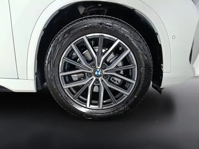 BMW X1 view 22