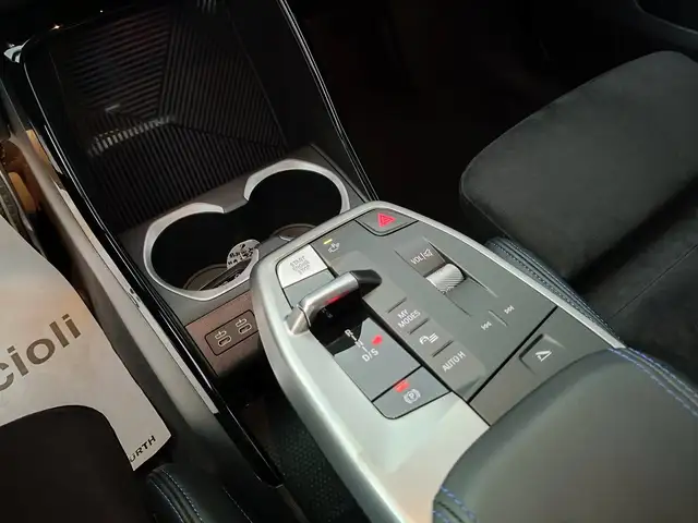 BMW X1 view 16