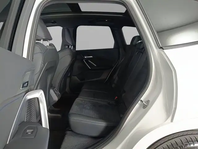 BMW X1 view 9