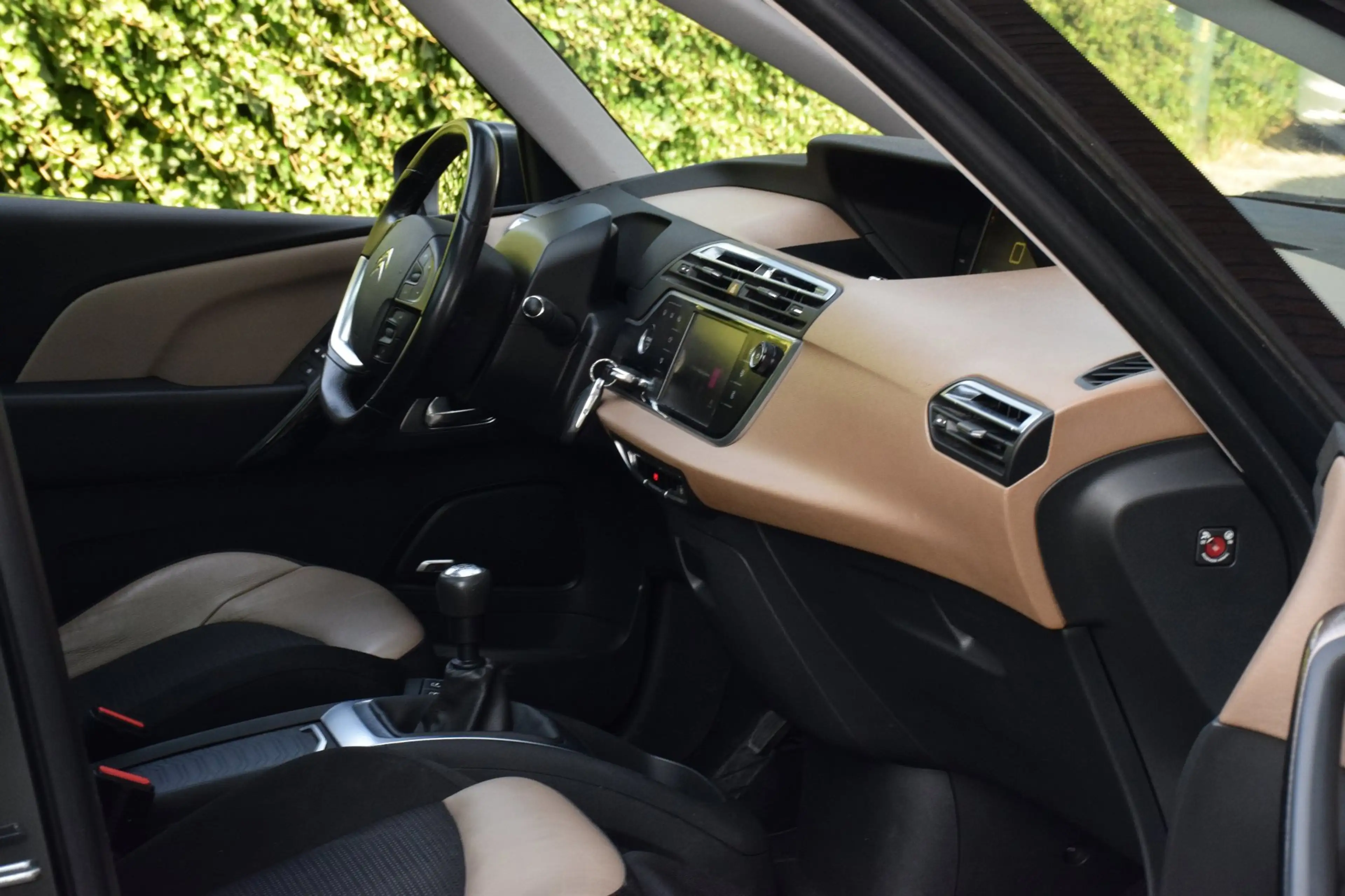 Citroen Grand C4 Picasso 1.2 PureTech Exclusive/Massage/JBL/ — photo 19