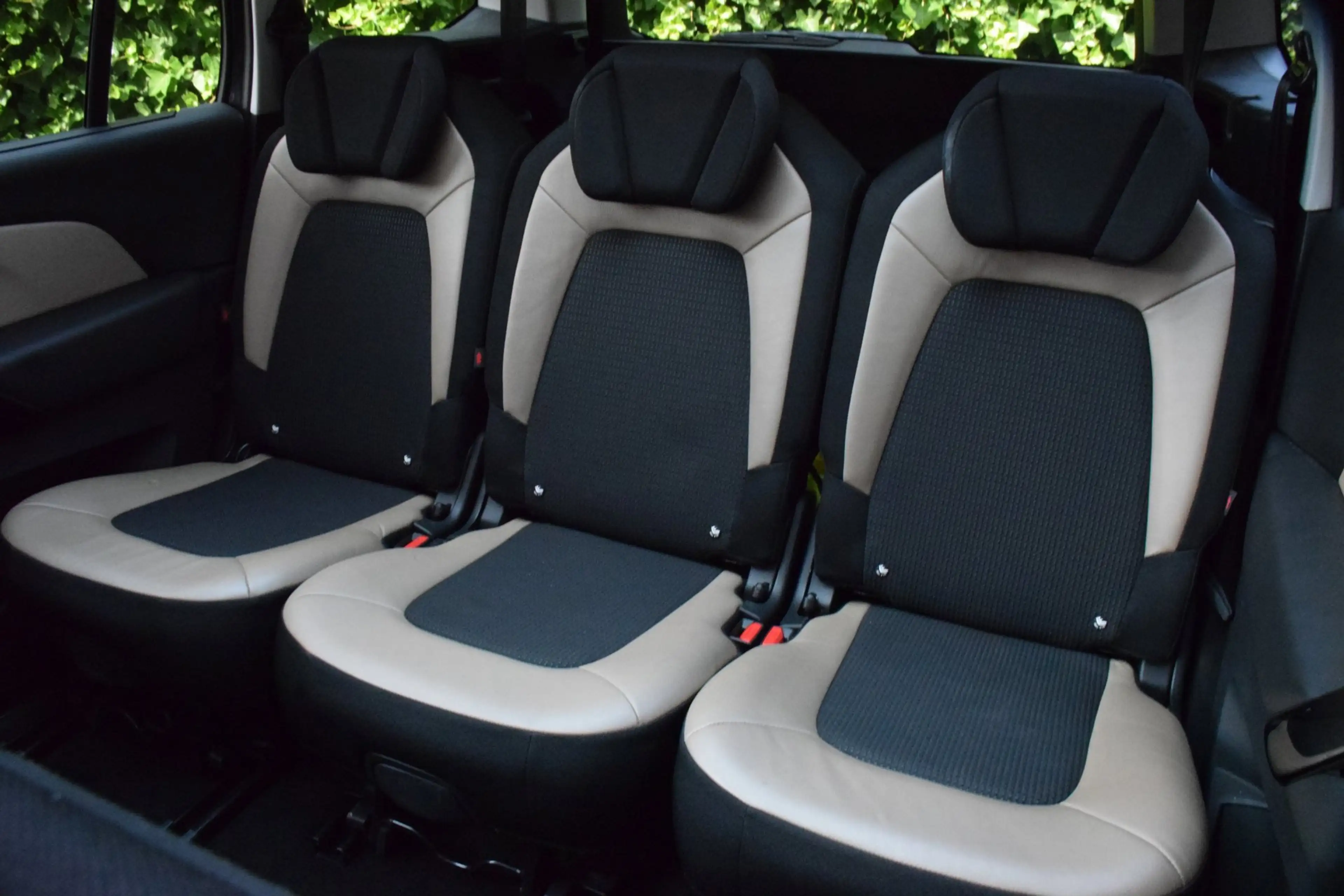 Citroen Grand C4 Picasso 1.2 PureTech Exclusive/Massage/JBL/ — photo 14